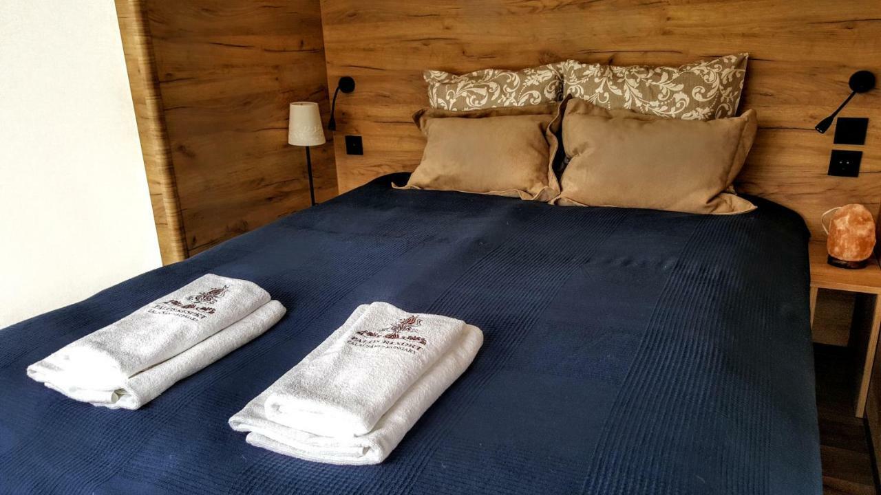 Palos Resort Zalacsány エクステリア 写真